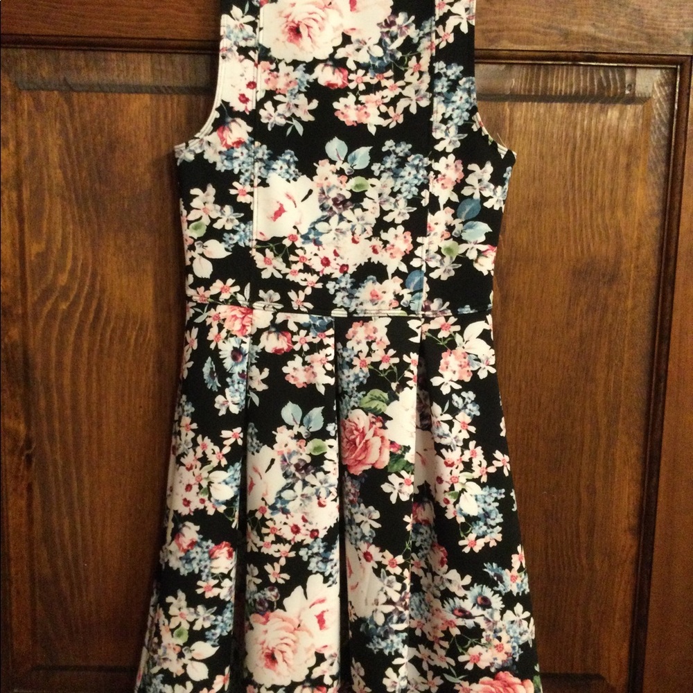 Girls Abercrombie kids dress, size 7/8